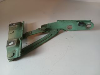 bontott SKODA FABIA I Motorháztető Jobb Zsanér