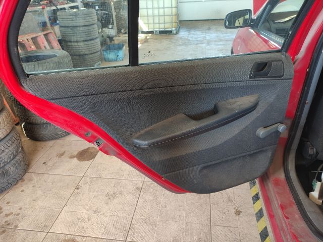 bontott SKODA FABIA I Motorháztető Nyitó Kar / Gomb