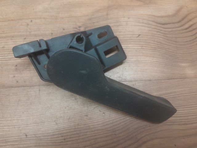 bontott SKODA FABIA I Motorháztető Nyitó Kar / Gomb