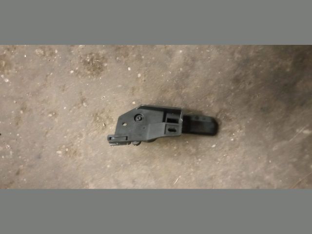 bontott SKODA FABIA I Motorháztető Nyitó Kar / Gomb