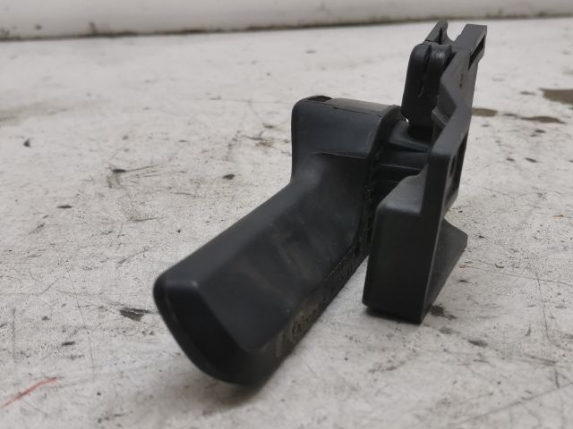 bontott SKODA FABIA I Motorháztető Nyitó Kar / Gomb