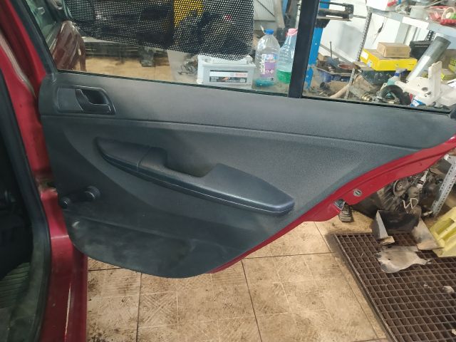 bontott SKODA FABIA I Motorháztető Nyitó Kar / Gomb