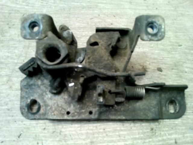 bontott SKODA FABIA I Motorháztető Zárszerkezet