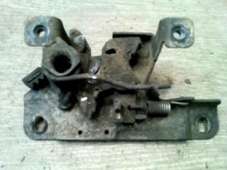 bontott SKODA FABIA I Motorháztető Zárszerkezet