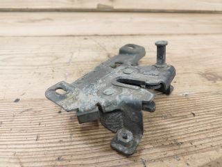 bontott SKODA FABIA I Motorháztető Zárszerkezet