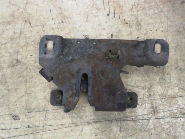 bontott SKODA FABIA I Motorháztető Zárszerkezet