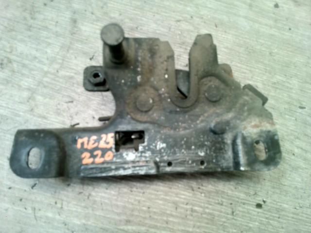 bontott SKODA FABIA I Motorháztető Zárszerkezet