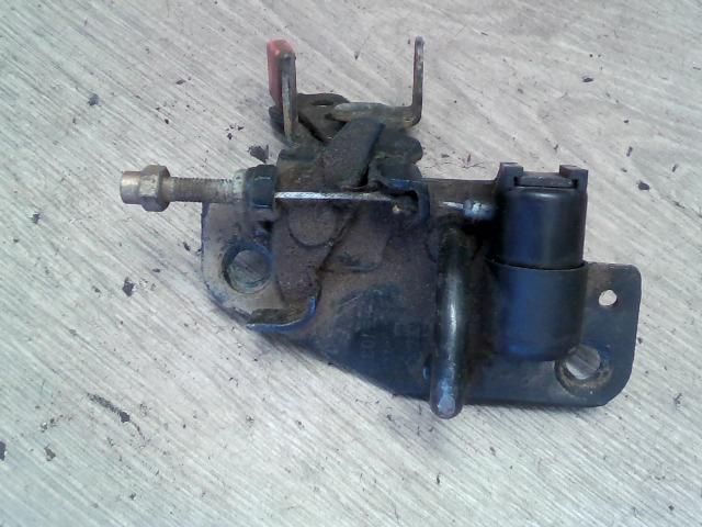 bontott SKODA FABIA I Motorháztető Zárszerkezet