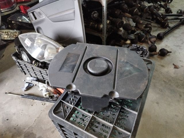 bontott SKODA FABIA I Pótkerék Szerszámtartó