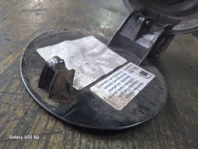 bontott SKODA FABIA I Tankajtó