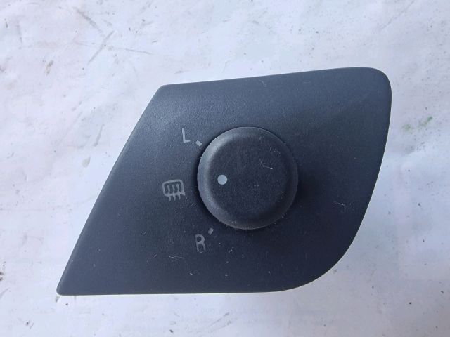 bontott SKODA FABIA I Tükör Kapcsoló