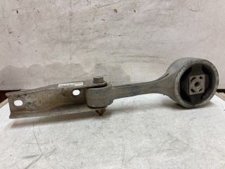 bontott SKODA FABIA I Váltó Tartó Bak (Pozíciófüggetlen)