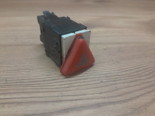 bontott SKODA FABIA I Vészvillogó Kapcsoló