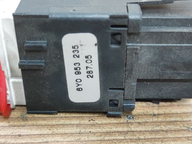 bontott SKODA FABIA I Vészvillogó Kapcsoló