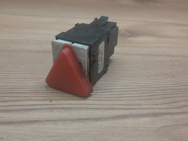 bontott SKODA FABIA I Vészvillogó Kapcsoló