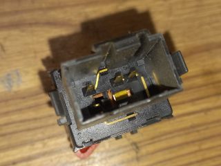 bontott SKODA FABIA I Vészvillogó Kapcsoló