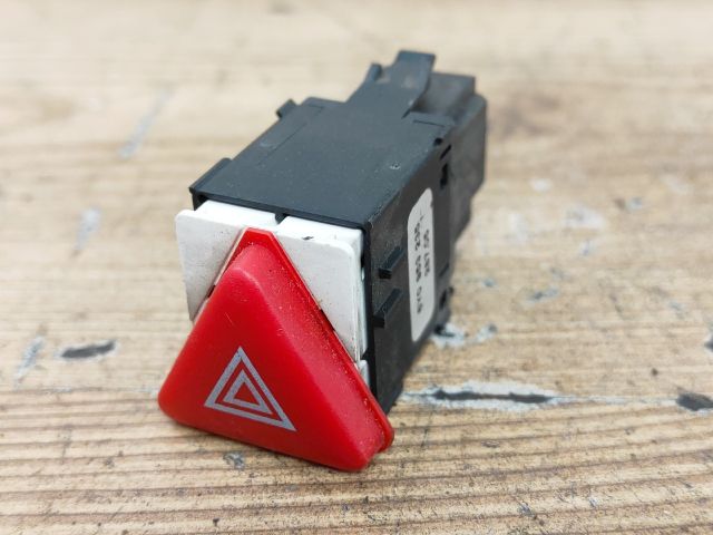 bontott SKODA FABIA I Vészvillogó Kapcsoló