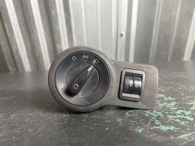 bontott SKODA FABIA I Világítás Kapcsoló