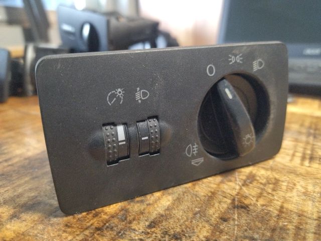 bontott SKODA FABIA I Világítás Kapcsoló