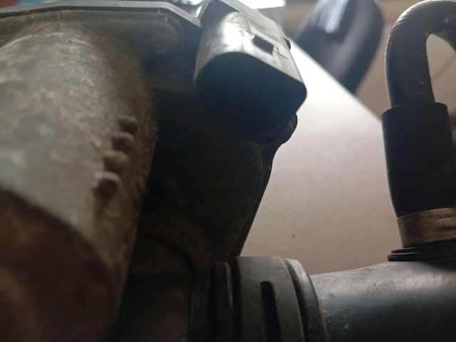 bontott SKODA FABIA II Fojtószelep (Elektromos)