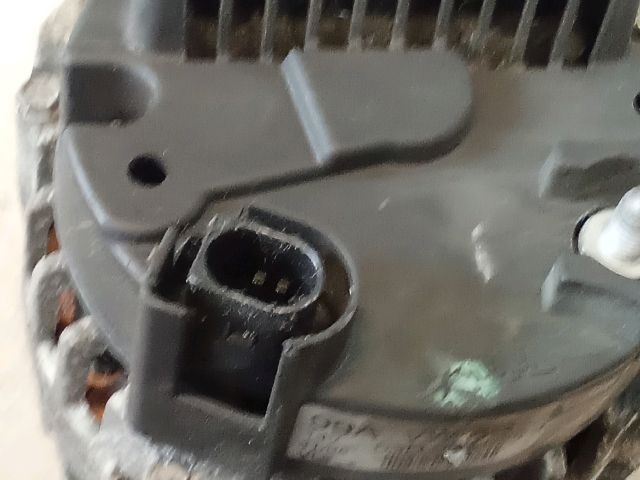 bontott SKODA FABIA II Generátor