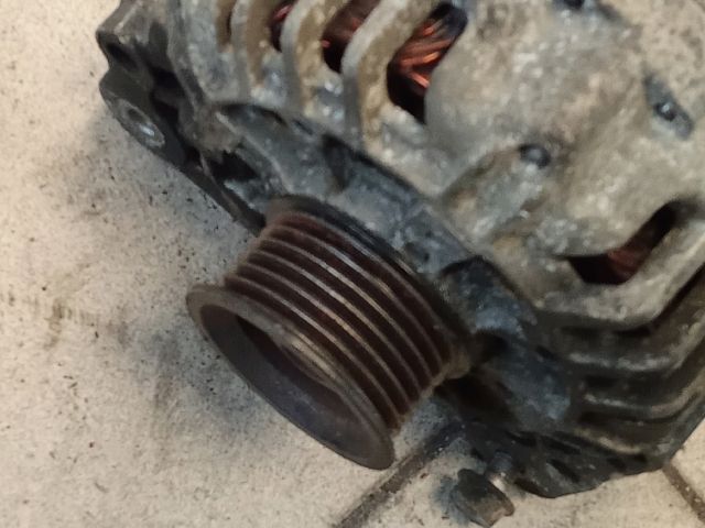 bontott SKODA FABIA II Generátor