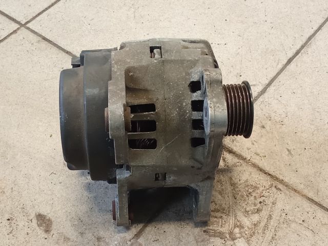 bontott SKODA FABIA II Generátor