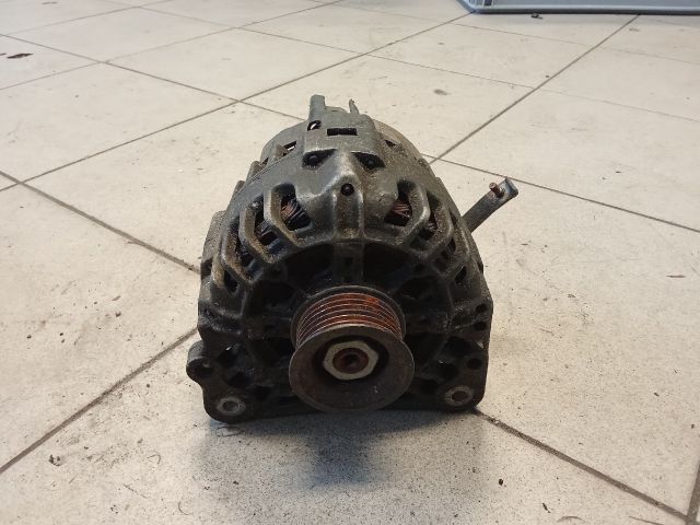 bontott SKODA FABIA II Generátor