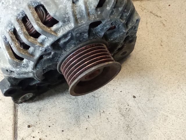 bontott SKODA FABIA II Generátor