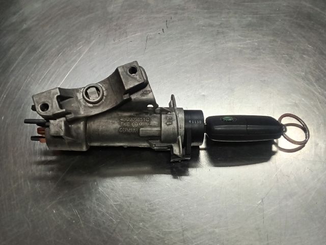 bontott SKODA FABIA II Gyújtáskapcsoló Házzal