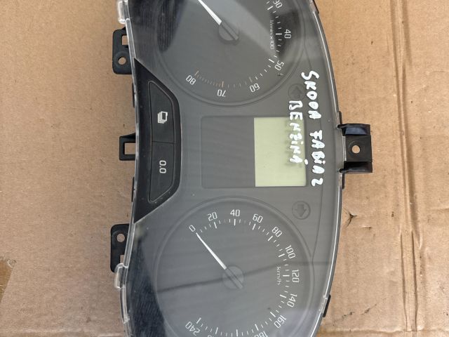 bontott SKODA FABIA II Kilométeróra
