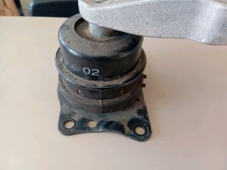 bontott SKODA FABIA II Motor Tartó Bak Jobb