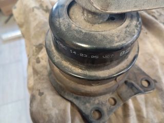 bontott SKODA FABIA II Motor Tartó Bak Jobb