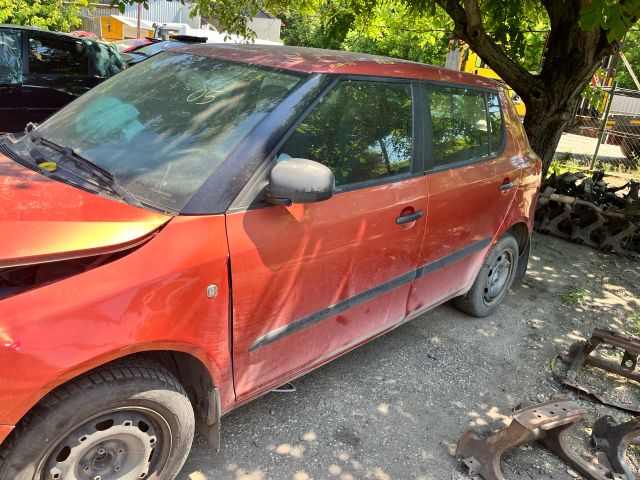 bontott SKODA FABIA II Motorblokk (Fűzött)