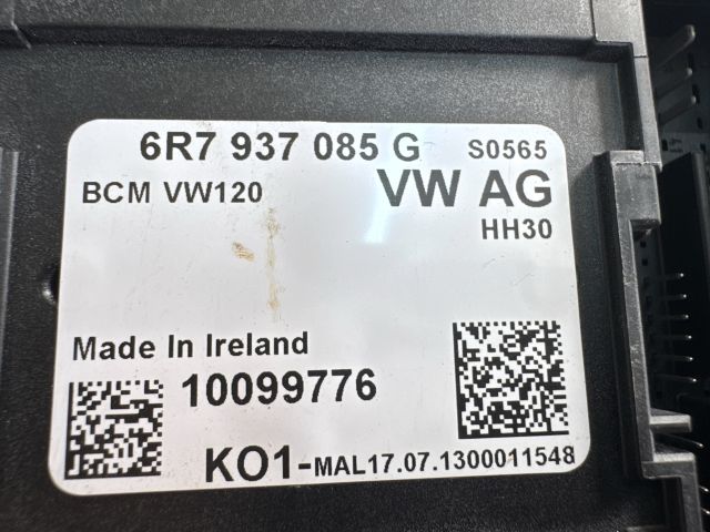 bontott SKODA FABIA II Motorvezérlő Doboz (Műanyag)