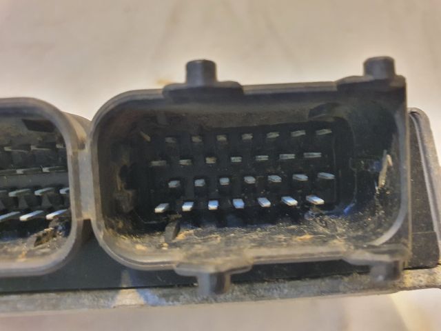 bontott SKODA FABIA II Motorvezérlő