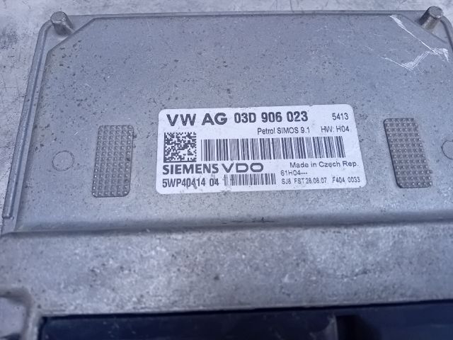 bontott SKODA FABIA II Motorvezérlő