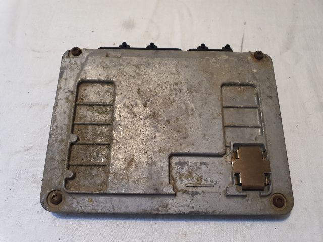 bontott SKODA FABIA II Motorvezérlő