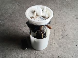 bontott SKODA FABIA II Üzemanyag Szivattyú