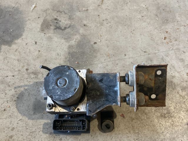 bontott SKODA FABIA II ABS Kocka