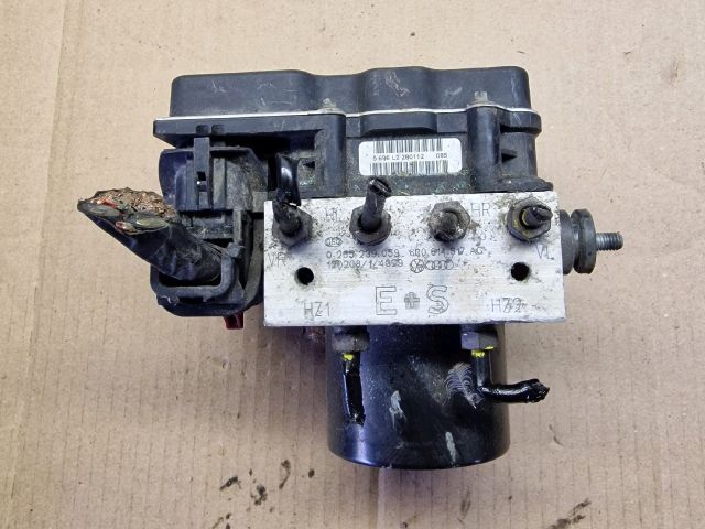 bontott SKODA FABIA II ABS Kocka