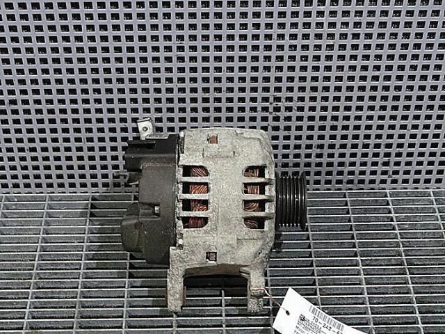 bontott SKODA FABIA II Generátor