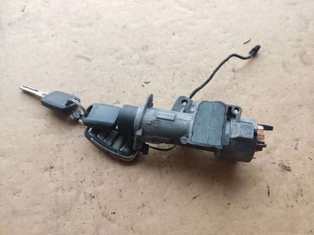 bontott SKODA FABIA II Gyújtáskapcsoló