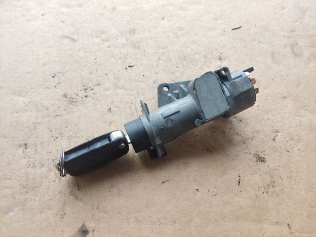 bontott SKODA FABIA II Gyújtáskapcsoló