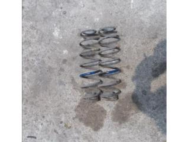 bontott SKODA FABIA II Hátsó Rugó