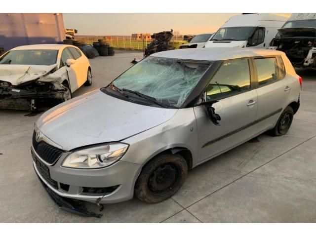 bontott SKODA FABIA II Homlokfal (Üres lemez)