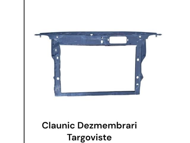 bontott SKODA FABIA II Homlokfal (Üres lemez)