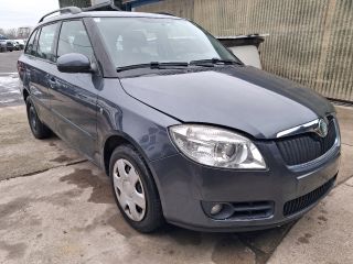 bontott SKODA FABIA II Jobb első Rugó