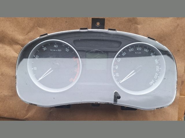 bontott SKODA FABIA II Kilométeróra