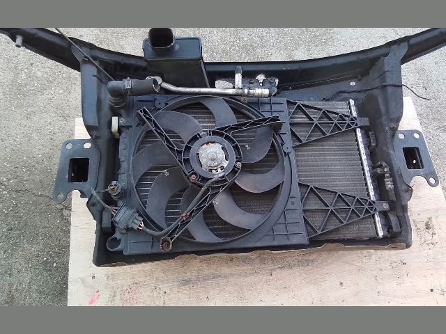 bontott SKODA FABIA II Komplett Homlokfal (Részeivel)